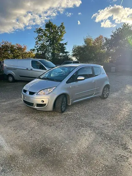 Mitsubishi Colt 2006 photo 5