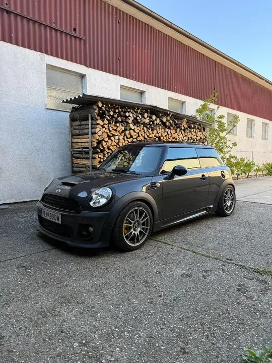 Mini Cooper 2011 photo 2