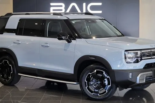 BAIC B30