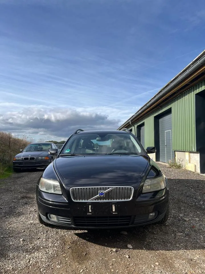Volvo V50