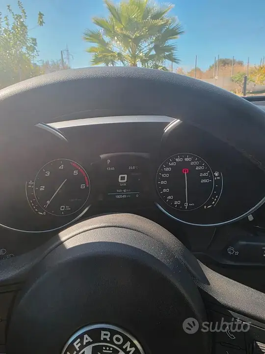 Alfa Romeo Giulia 2018 photo 4