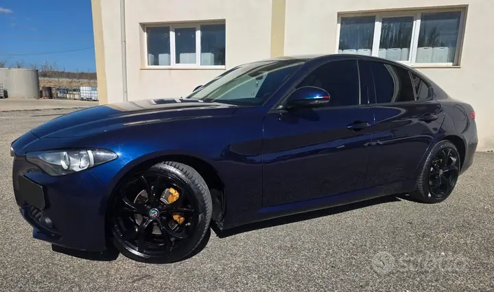 Alfa Romeo Giulia 2018 photo 2