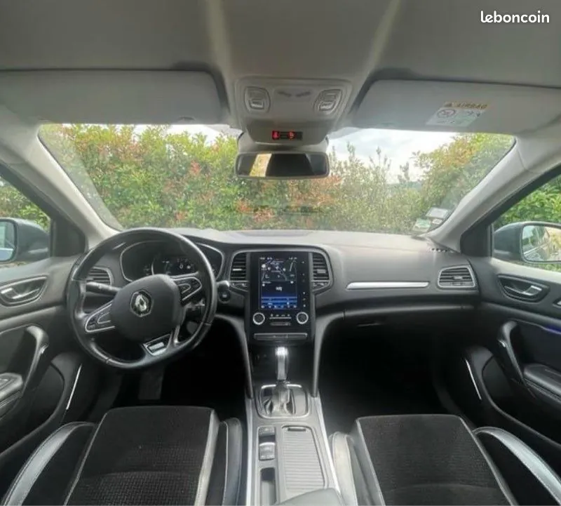 Renault Megane 2016 photo 2