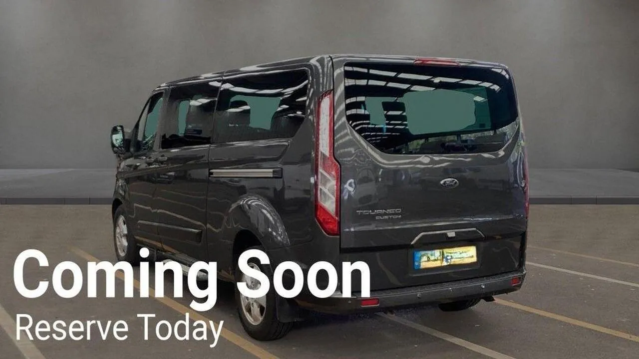 Ford Tourneo Custom 2016 photo 2