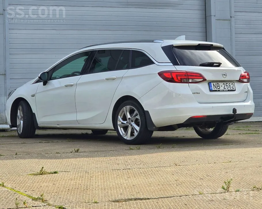 Opel Astra 2018 photo 4