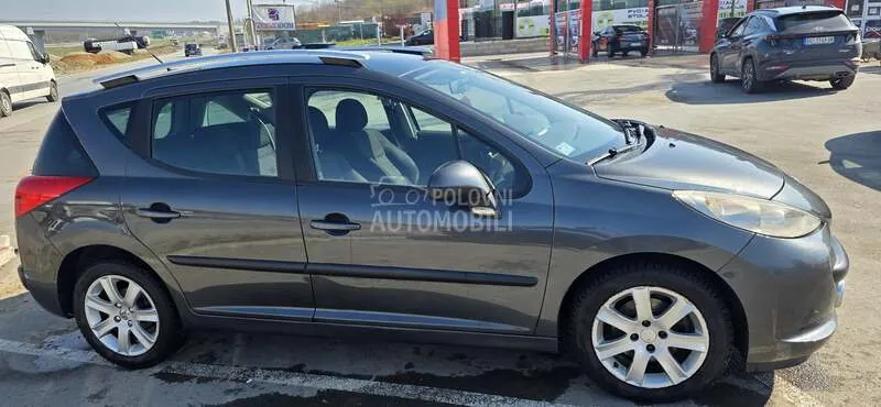Peugeot 207 2007 photo 2