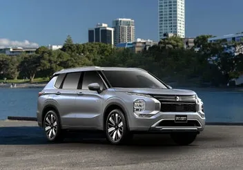 Mitsubishi Outlander 2026 photo 2