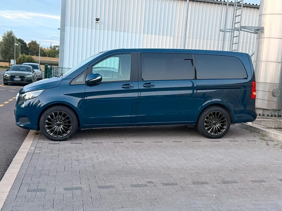 Mercedes-Benz V-Class