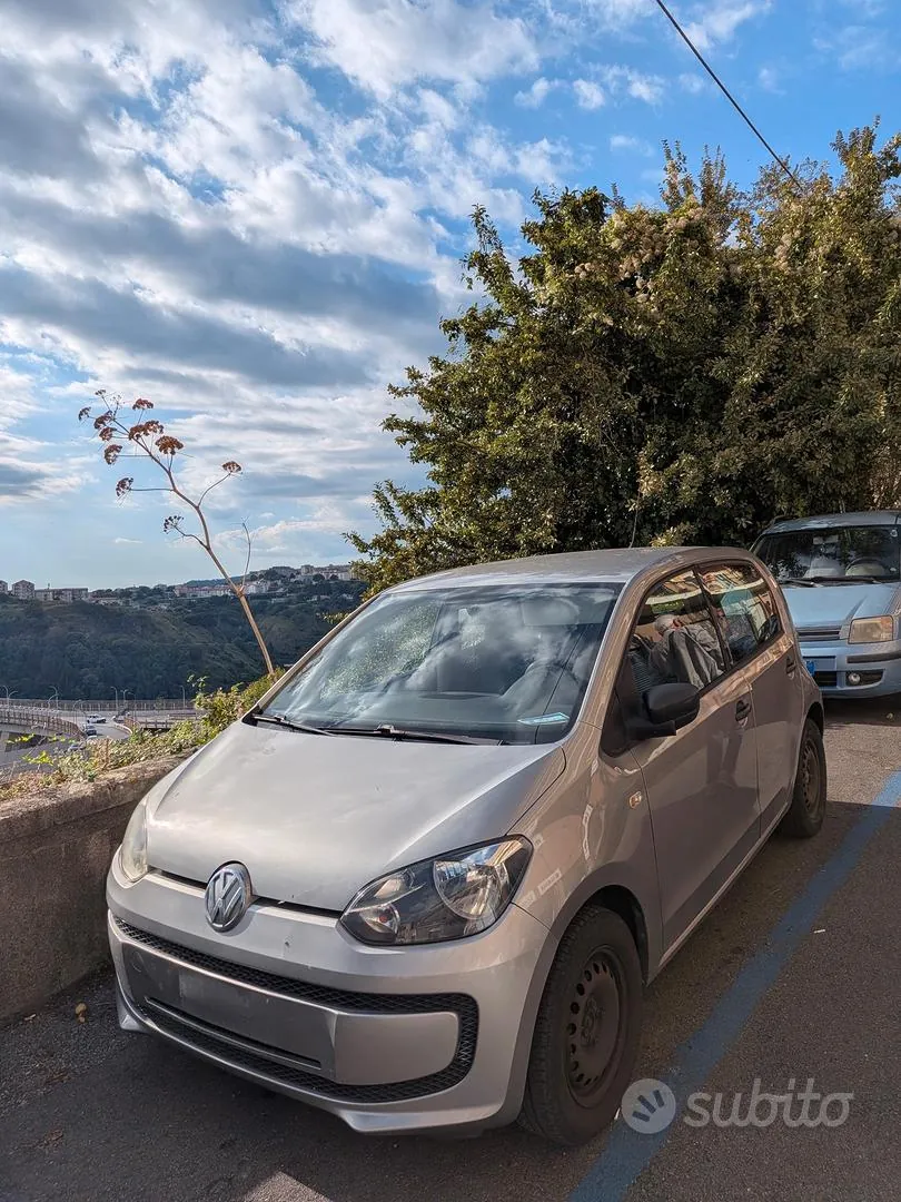 Volkswagen Up