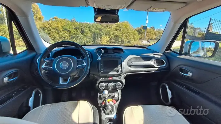 Jeep Renegade 2016 photo 4