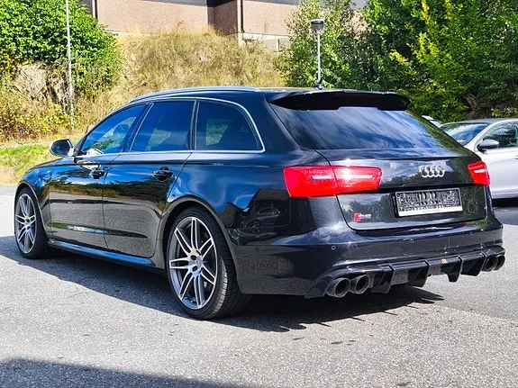 Audi S6 2013 photo 4