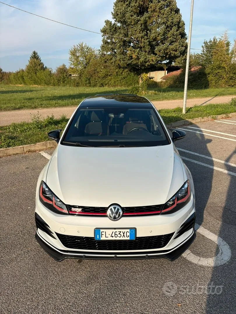 Volkswagen Golf Gti 2017 photo 2