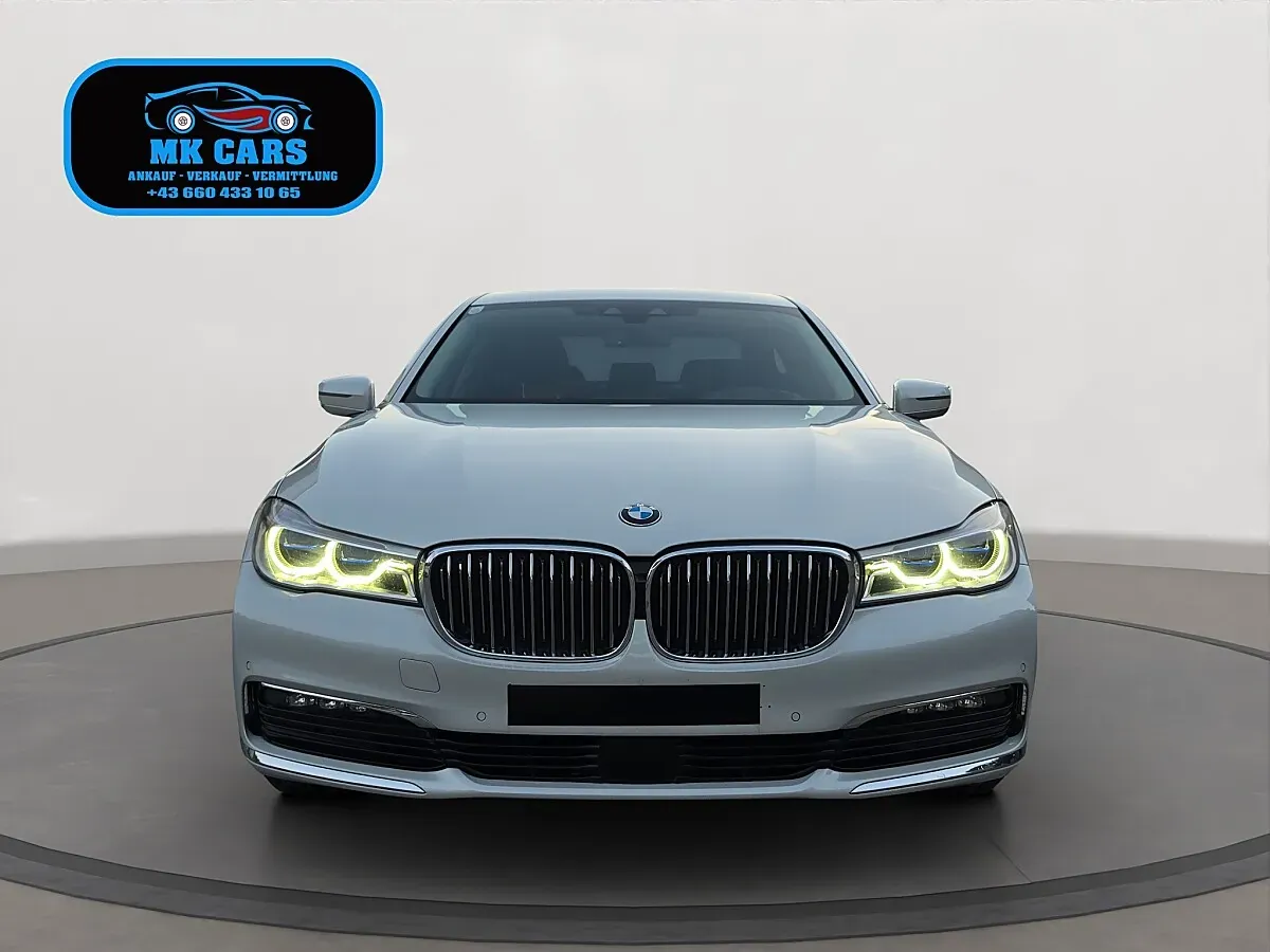 BMW 7 Series 2017 photo 3