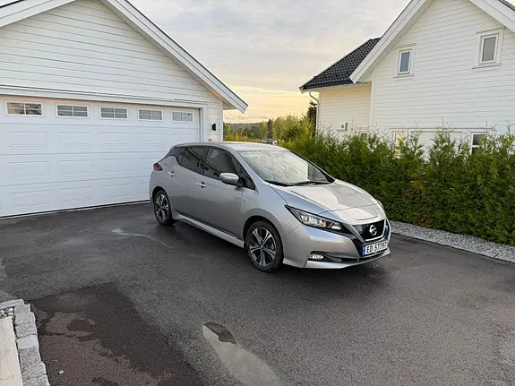 Nissan Leaf 2021 photo 3