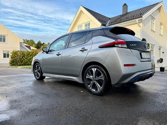 Nissan Leaf 2021 photo 5