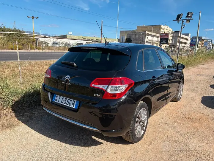 Citroen C4 2011 photo 4