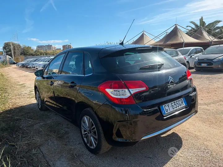 Citroen C4 2011 photo 3