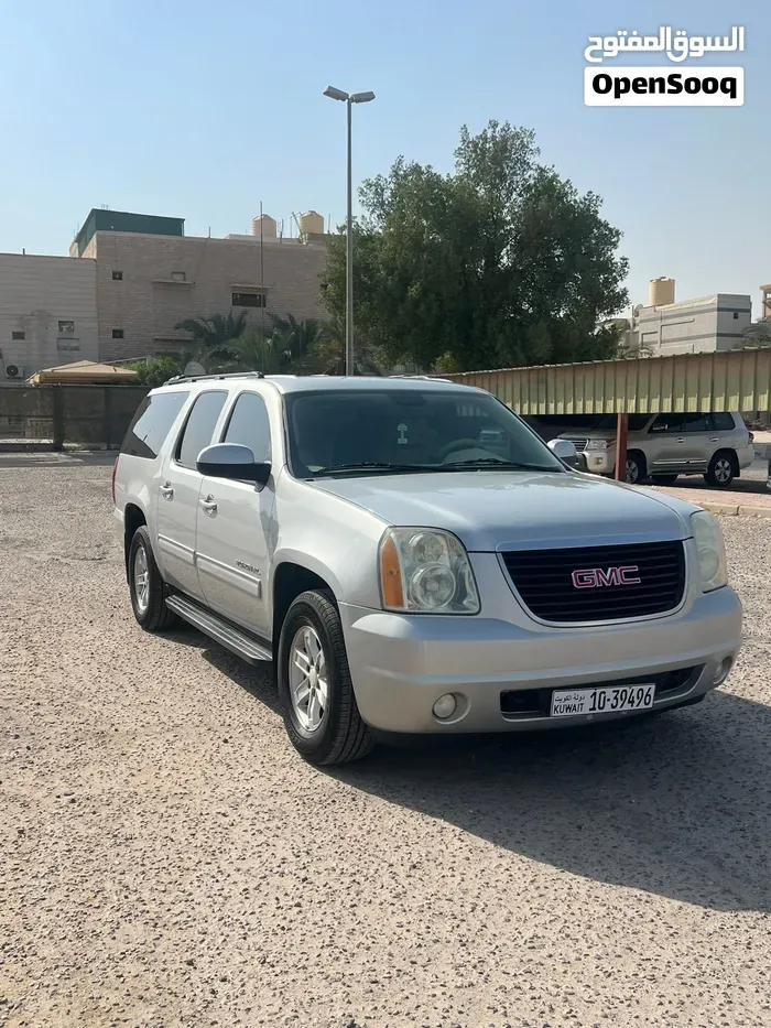 GMC Suburban