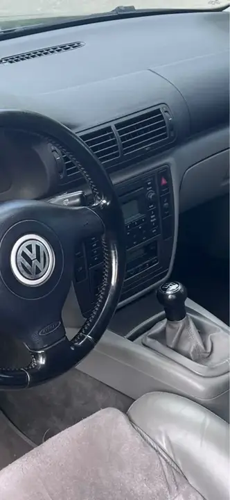 Volkswagen Passat 2004 photo 3