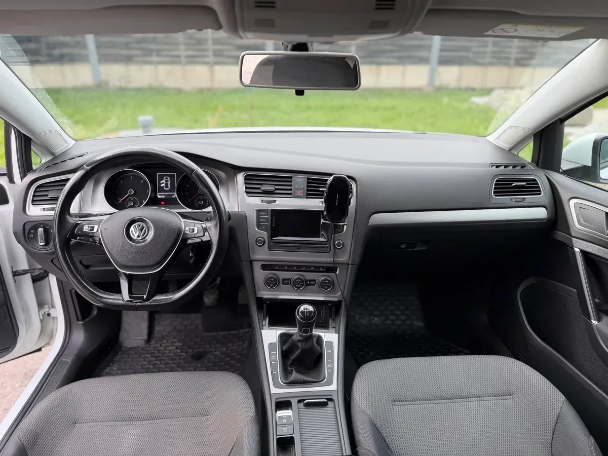 Volkswagen Golf 2015 photo 3