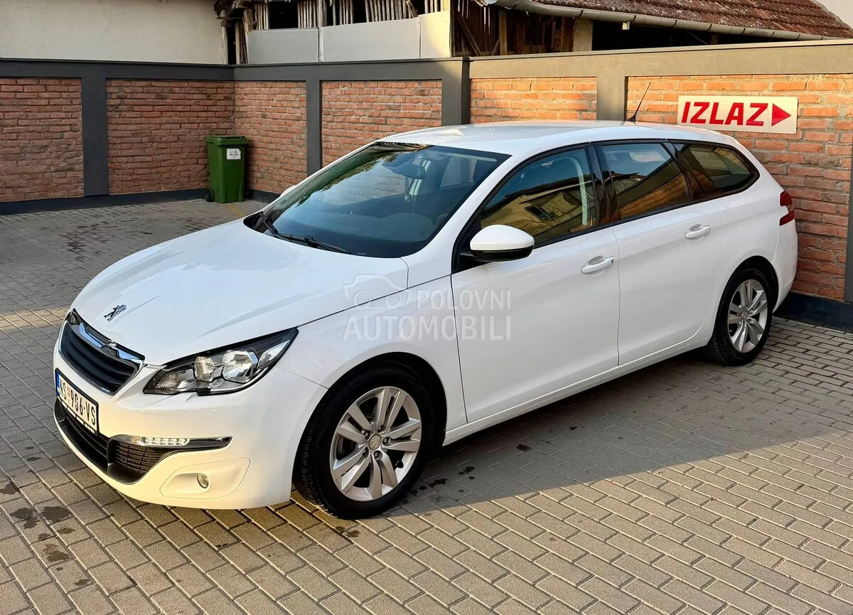 Peugeot 308 2017 photo 2