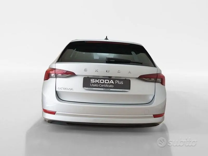 Skoda Octavia 2023 photo 5