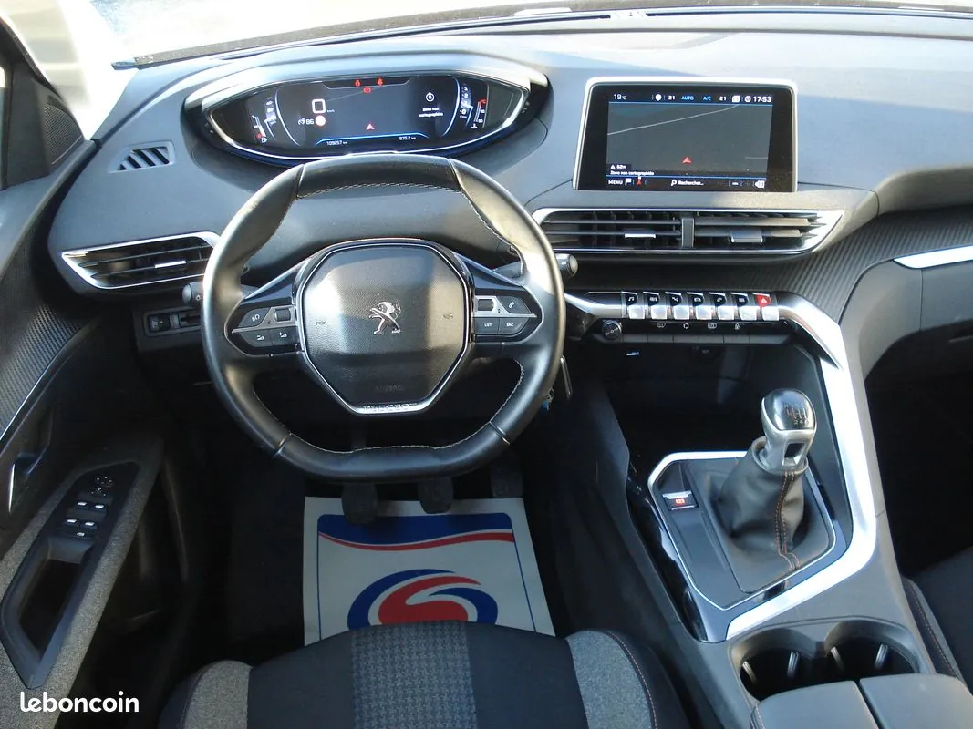 Peugeot 3008 2019 photo 4