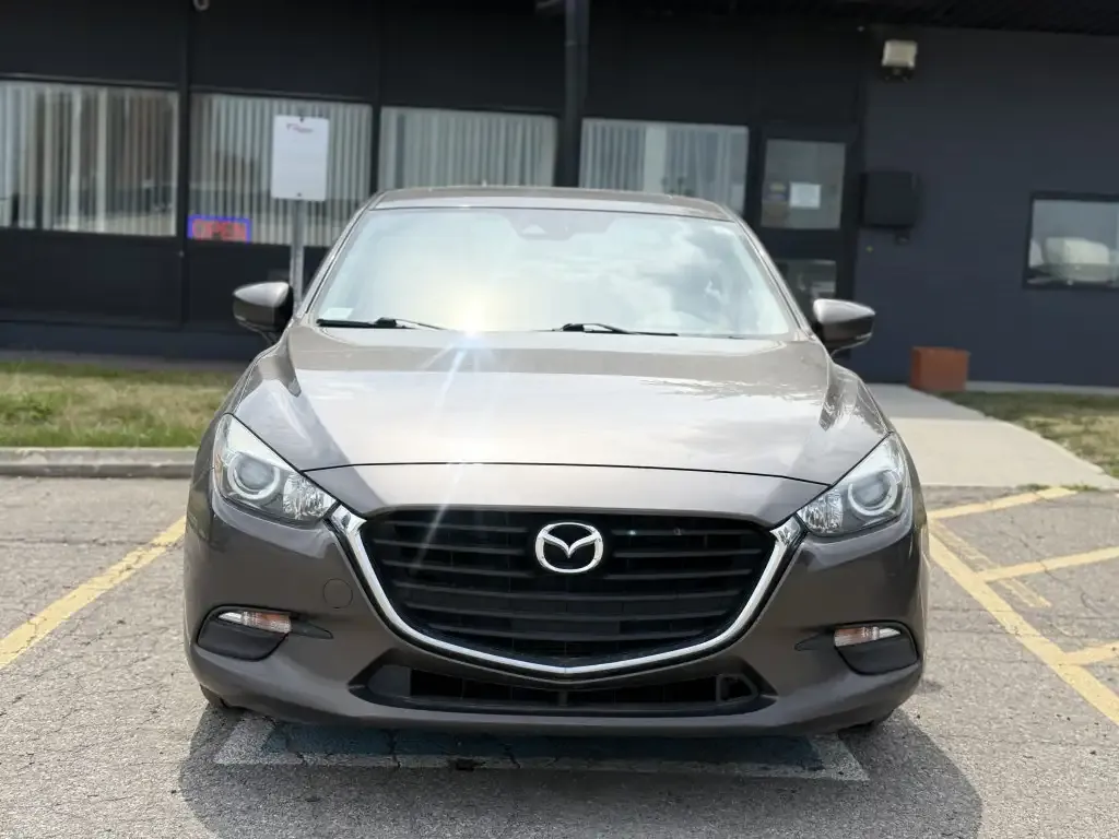 Mazda 3 2017 photo 2