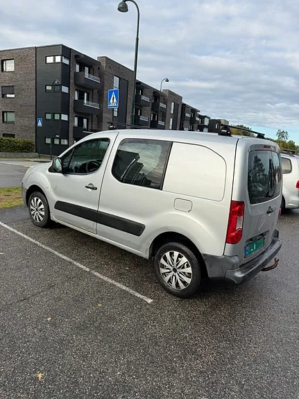 Citroen Berlingo 2011 photo 3