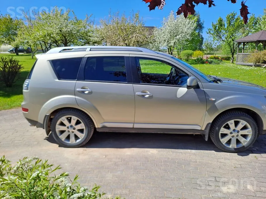 Mitsubishi Outlander 2008 photo 4