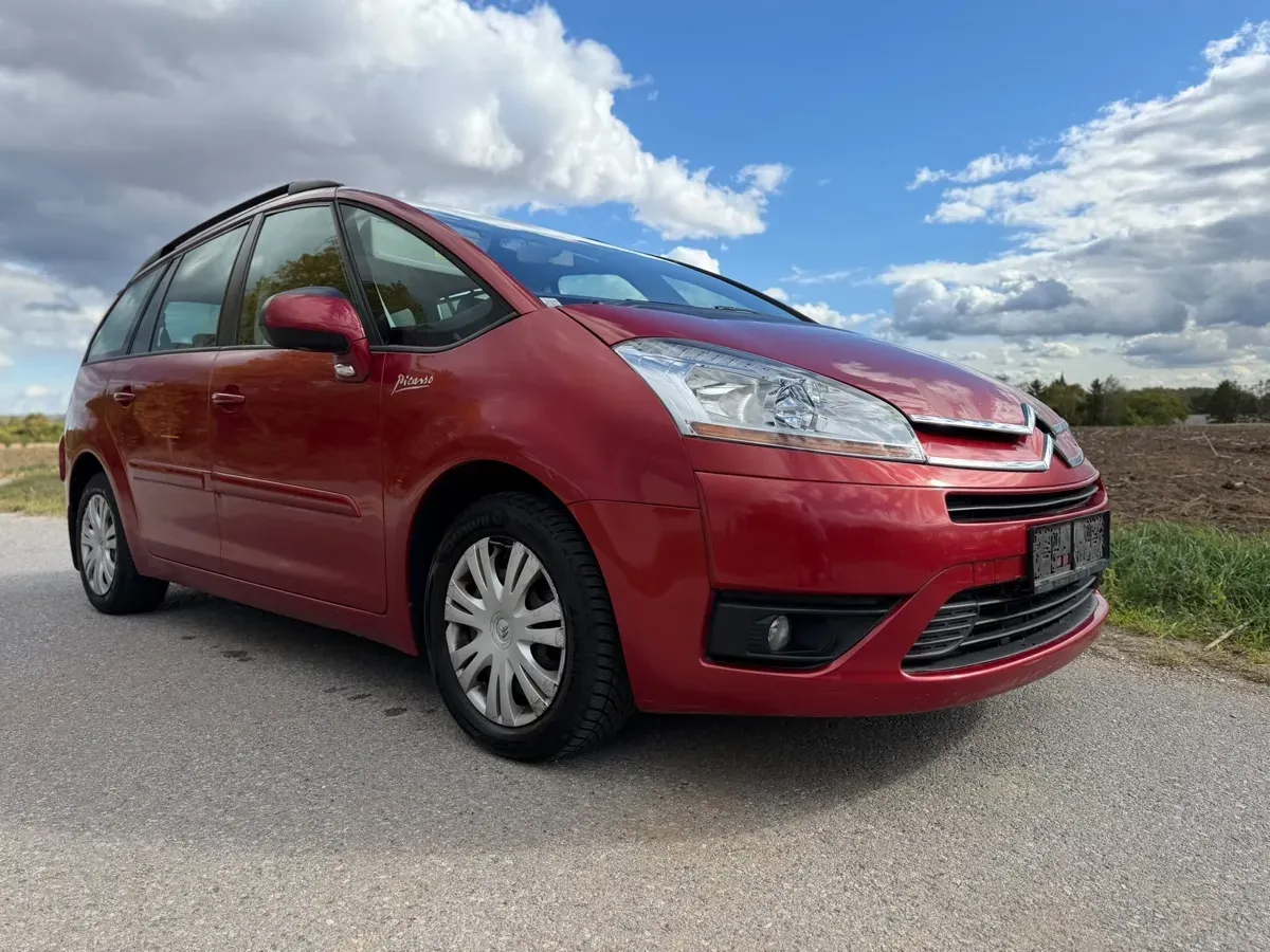 Citroen Grand C4 Picasso 2008 photo 2