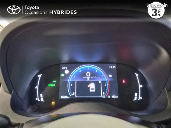 Toyota Yaris Cross 2025 photo 3