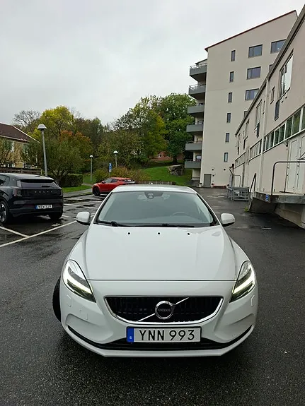 Volvo V40 2018 photo 2