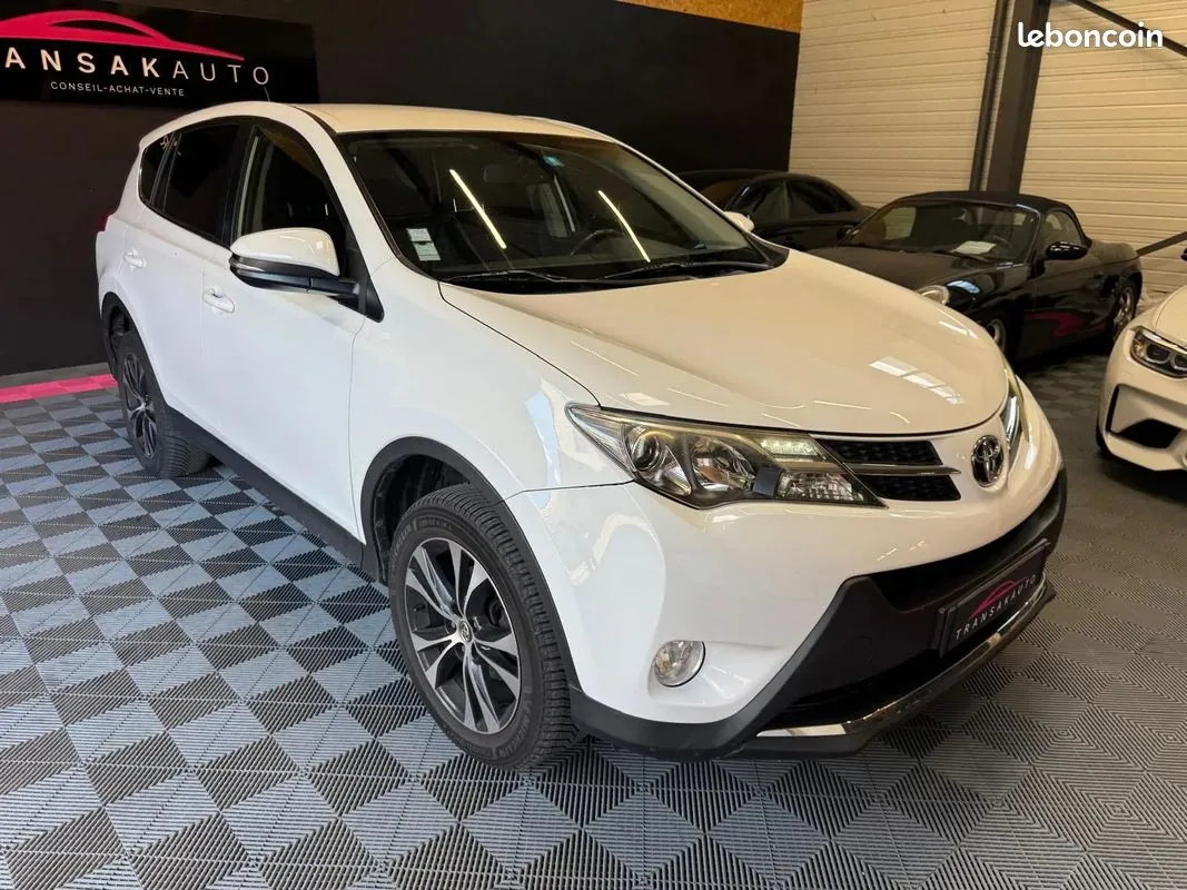 Toyota Rav4 2015 photo 3