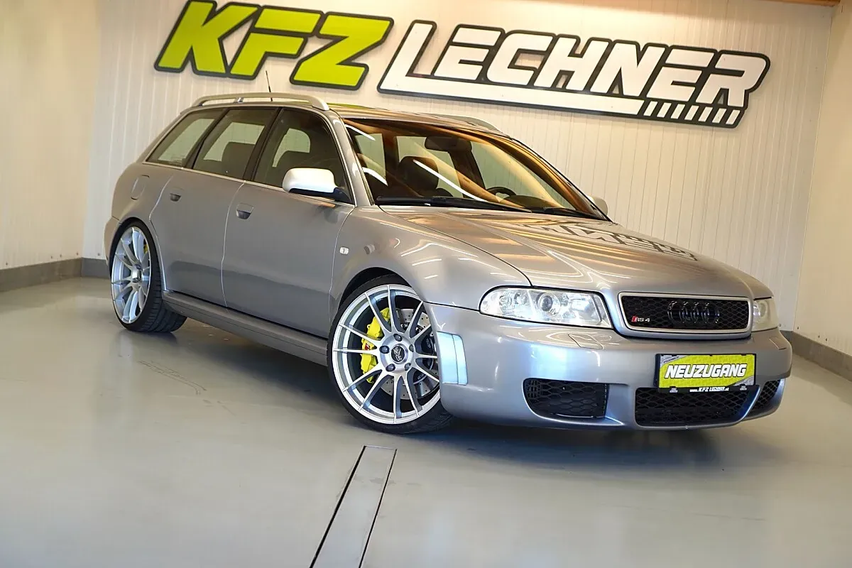 Audi A4 2001 photo 2