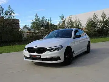 BMW 520I