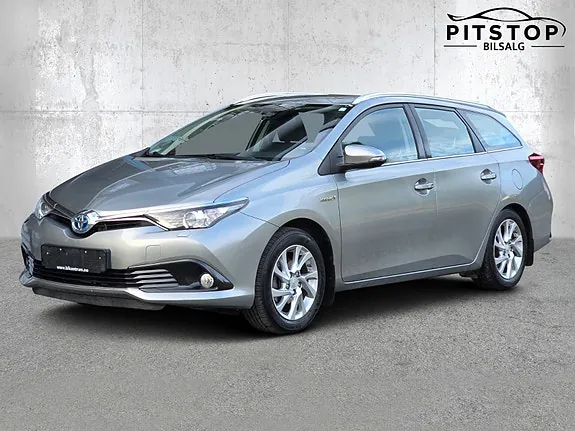 Toyota Auris 2016 photo 2