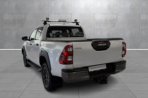 Toyota Hilux 2025 photo 3