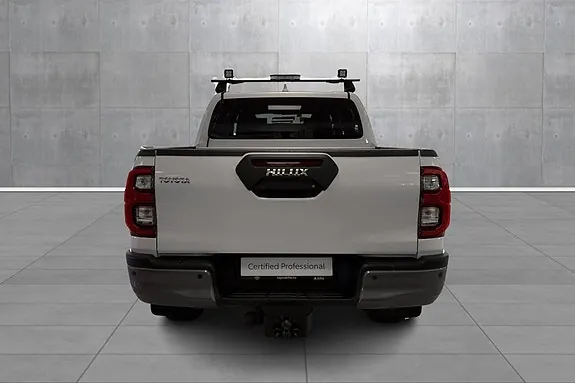Toyota Hilux 2025 photo 4