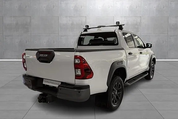 Toyota Hilux 2025 photo 5