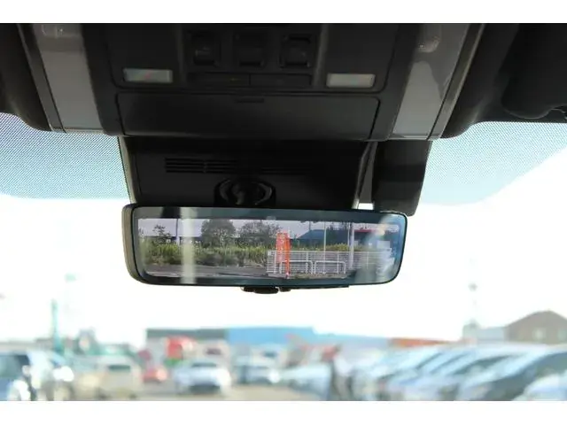 Toyota Alphard 2023 photo 5