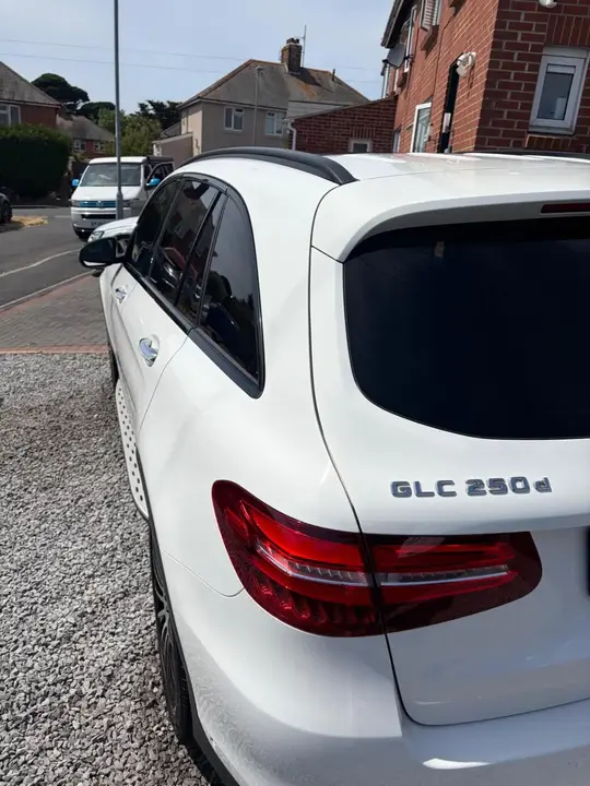 Mercedes-Benz Glc 2016 photo 4
