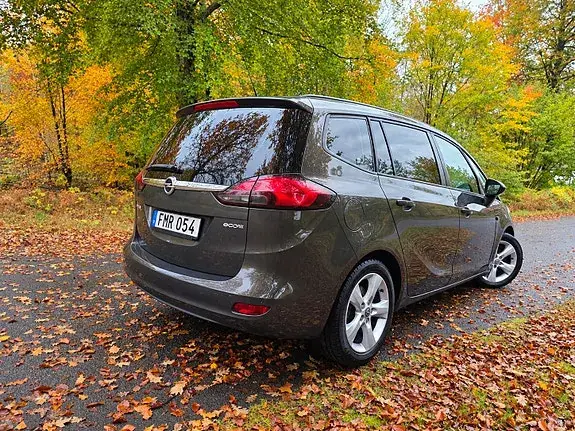 Opel Zafira Tourer 2015 photo 2