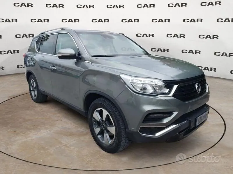 KG Mobility Rexton