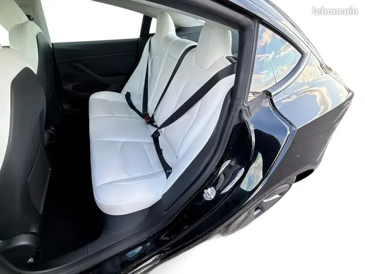 Tesla Model 3 2023 photo 5