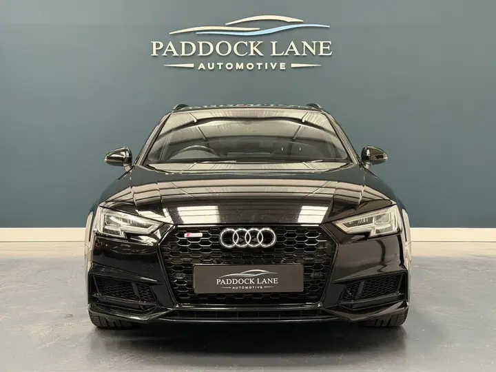 Audi A4 Avant 2018 photo 2