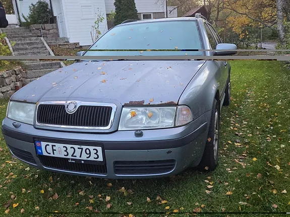 Skoda Octavia 2005 photo 2