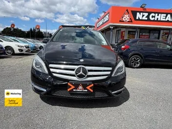 Mercedes-Benz B 180 2013 photo 3