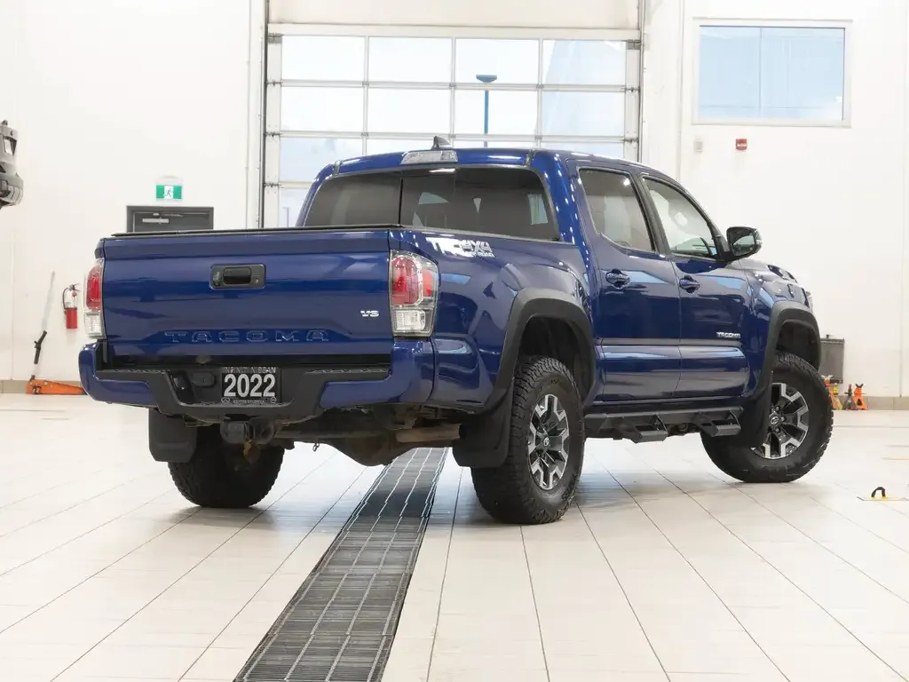 Toyota Tacoma 2022 photo 3