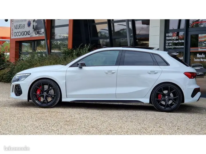 Audi Rs3 Sportback 2024 photo 2